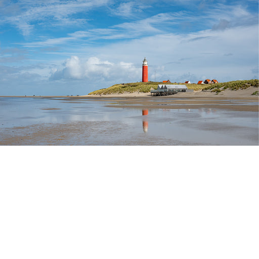Uitzicht op de vuurtoren van Texel, vanop het strand, dubbele vuurtoren