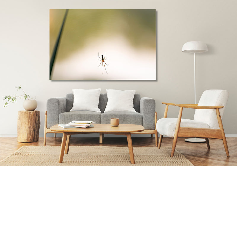 Minimalistische spin zwevend in de leegte