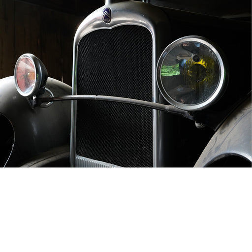 Koplampen van een Citroën oldtimer