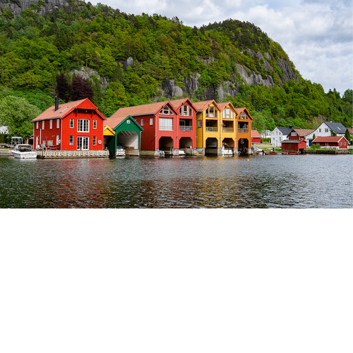 Boothuisjes aan de Feda Fjord