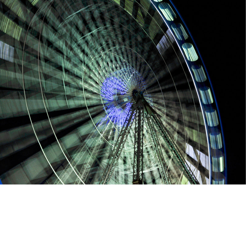 Reuzenrad op de Antwerpse sinksenfoor. Genomen met lange sluitertijd