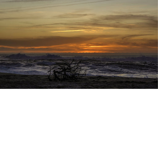 Zonsondergang  aan het strand van Figuera da Foz in Portugal