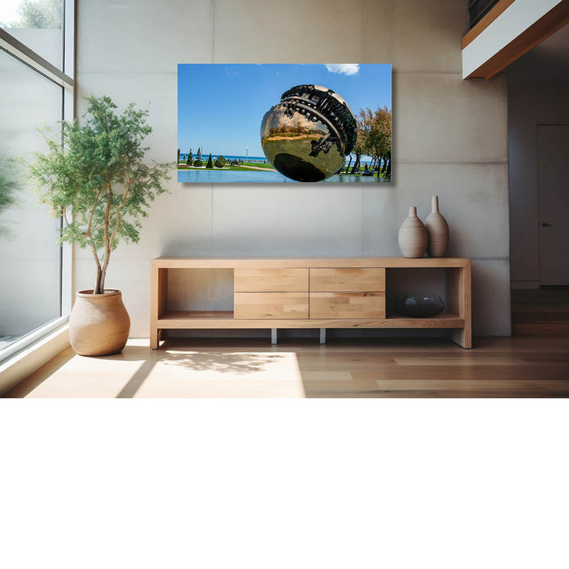 Mysterieuze bal op de dijk