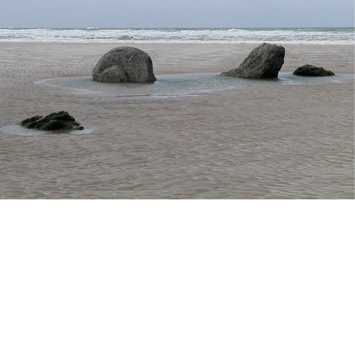 rotsen in het zand