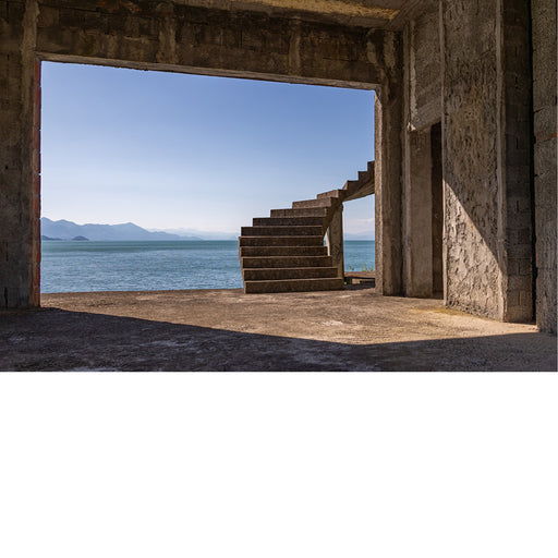 Onafgewerkt hotel in Albanië