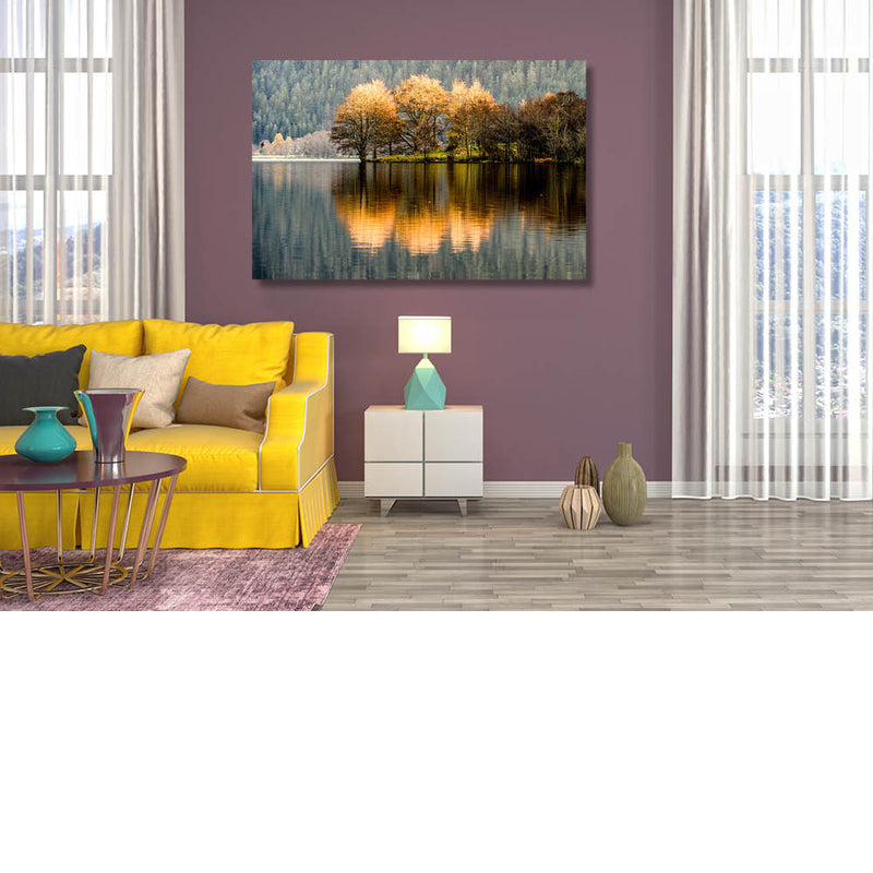 Gouden reflectie in het water