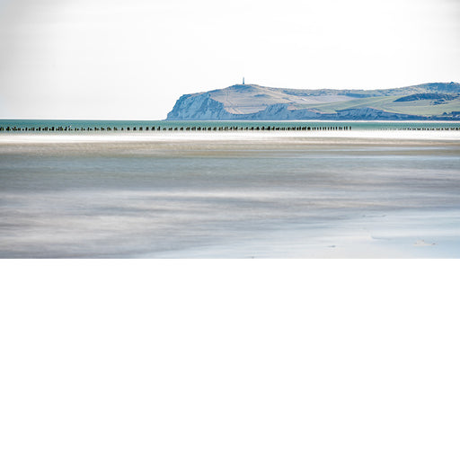 Een blik op Cap Gris-Nez in Calais vanop het strand