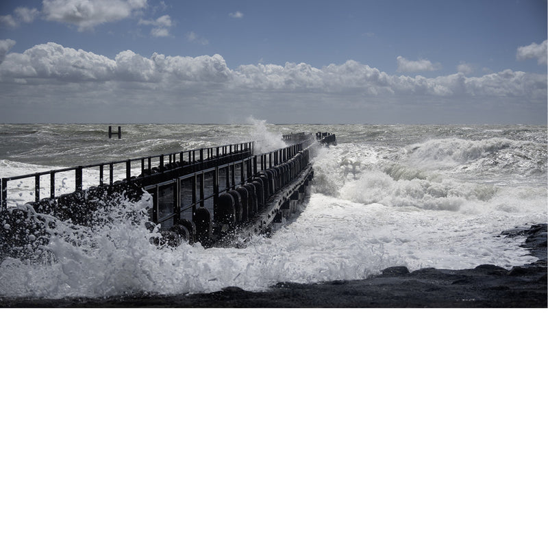 Het Zuiderhoofd van Westkapelle Nederland,  Zomerstorm 