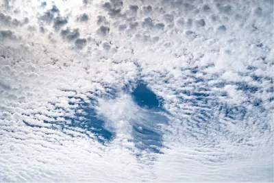 Wolkenlucht, de foto
