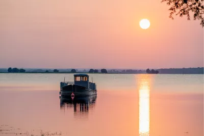 Boot in Gouden Gloed, de foto