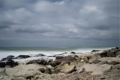 Rotsen op het strand, de foto