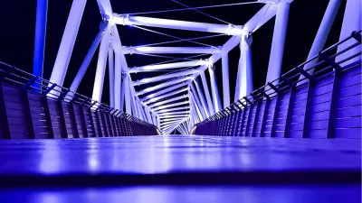 Sfeervol over de brug, de foto