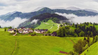 Slovenië | Ochtendnevel, de foto